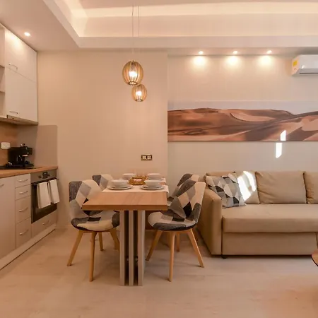 Premium 1bd Dream On Ekzarh Yosif