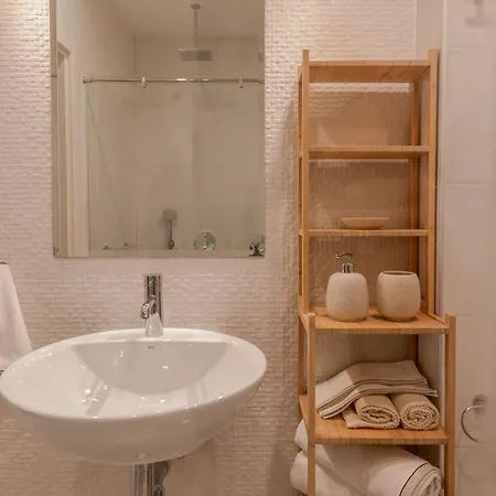 Premium 1bd Dream On Ekzarh Yosif