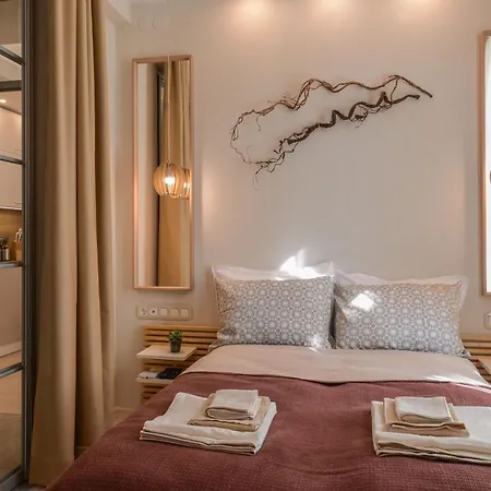 Apartment Premium 1bd Dream On Ekzarh Yosif *